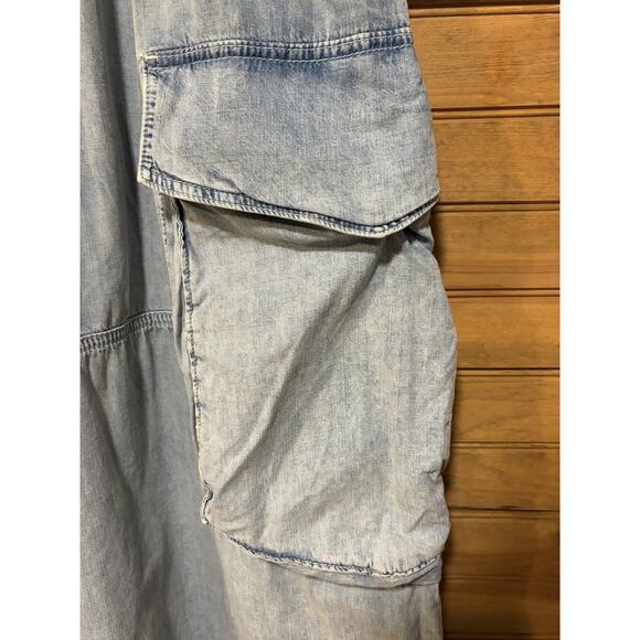 Free People Out Of Office Women’s Wide Leg Cargo Jeans Size M Comfort Boho - Picture 3 of 15